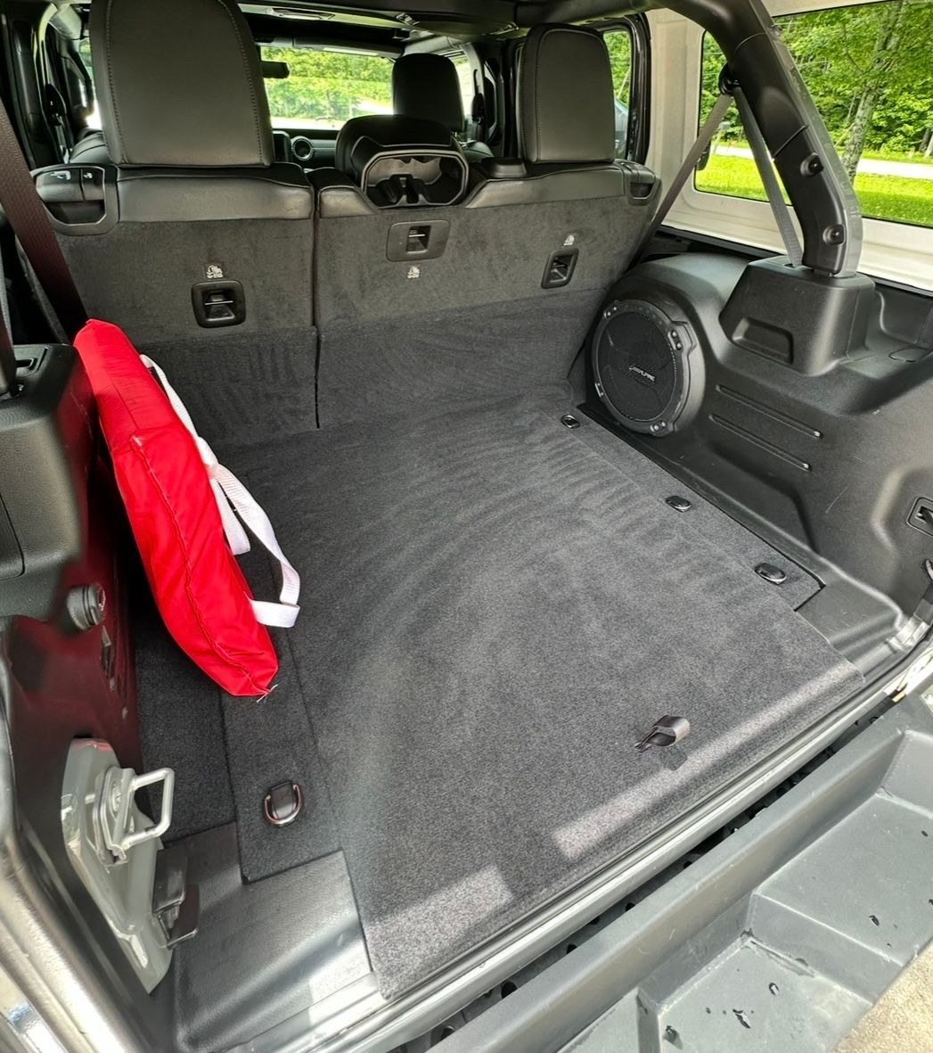 Jeep Wrangler Trunk
